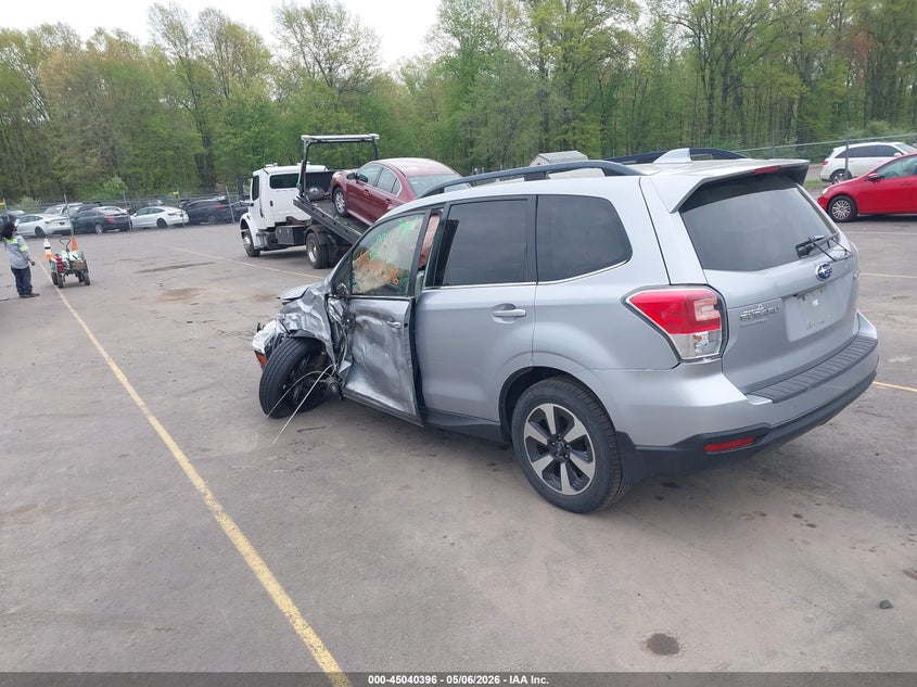 Vin: jf2sjajc1hh502891, lot: 45537914, subaru forester 2.5i limited 20173