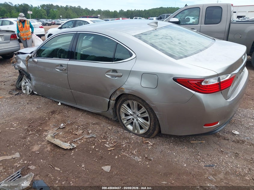 Vin: jthbk1ggxf2207096, lot: 45537954, lexus es 350 20153