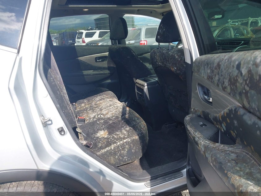 2015 NISSAN MURANO auction photo 8