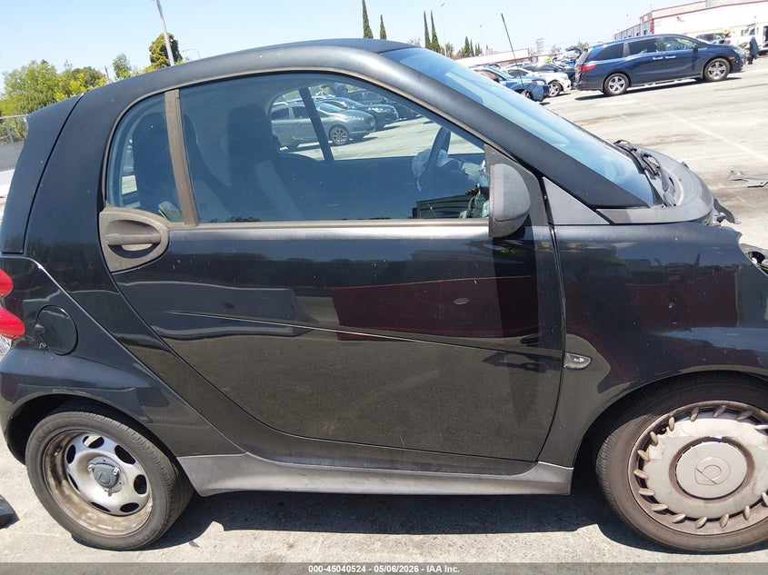 2013 Smart Fortwo Pure VIN: WMEEJ3BA4DK626852 Lot: 45040524