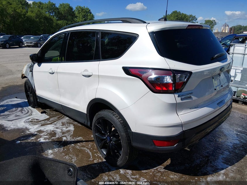 Vin: 1fmcu0gd5hud46278, lot: 45538088, ford escape se 20173