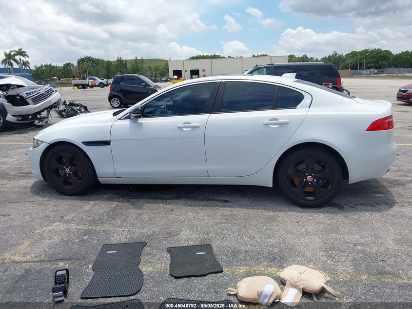 2017 Jaguar Xe 25T VIN: SAJAR4BG4HA962174 Lot: 45040792