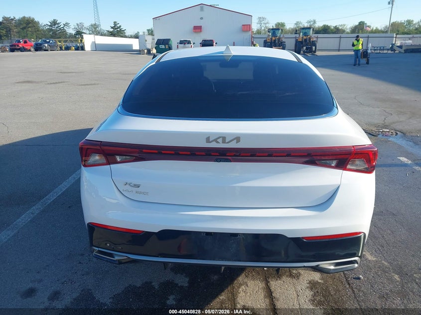 2022 KIA K5 LXS · Фото 16