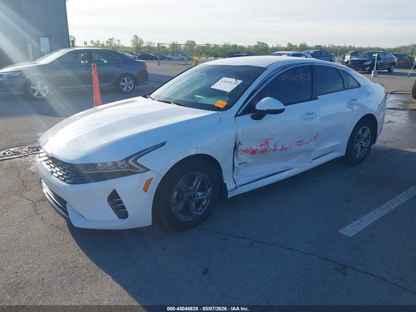 2022 KIA K5 LXS · Фото 2