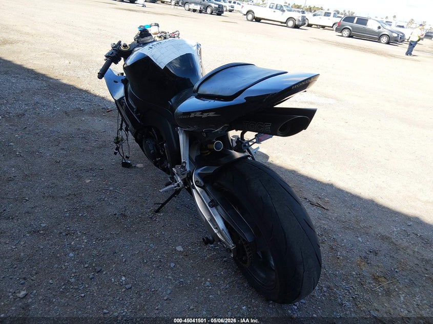 2006 HONDA CBR1000 — zdjęcie 3