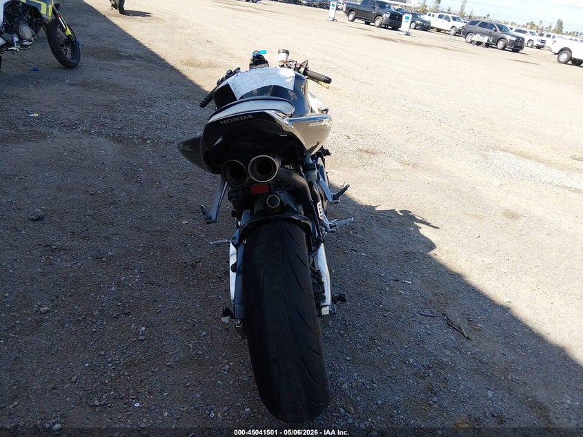 2006 HONDA CBR1000 auction photo 6