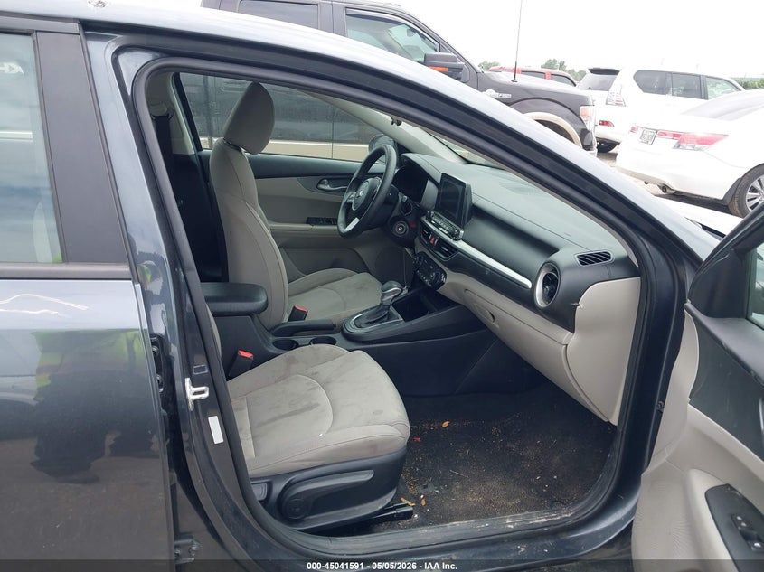 2019 KIA FORTE auction photo 5