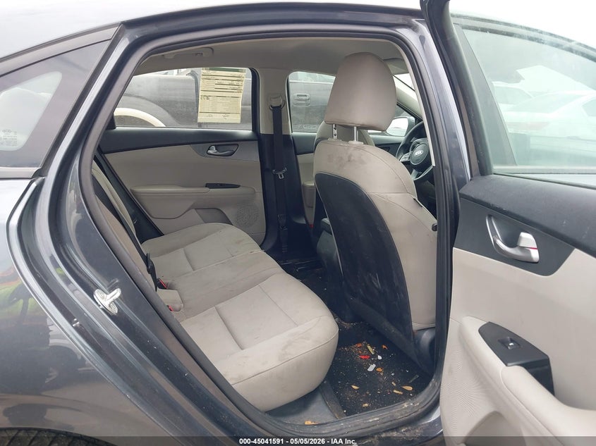 2019 KIA FORTE auction photo 8