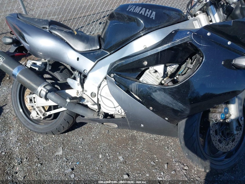 1997 Yamaha Yzf1000 R VIN: JYA4YWE0XVA003782 Lot: 45041598