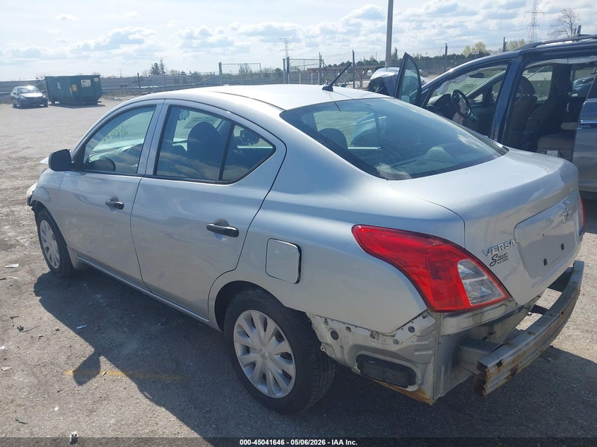 2012 Nissan Versa 1.6 1.6 S silver Lot 111045041646 Vin 3N1CN7AP1CL930762