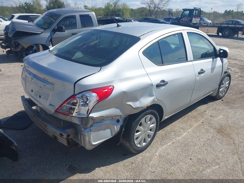 2012 Nissan Versa 1.6 1.6 S silver Lot 111045041646 Vin 3N1CN7AP1CL930762