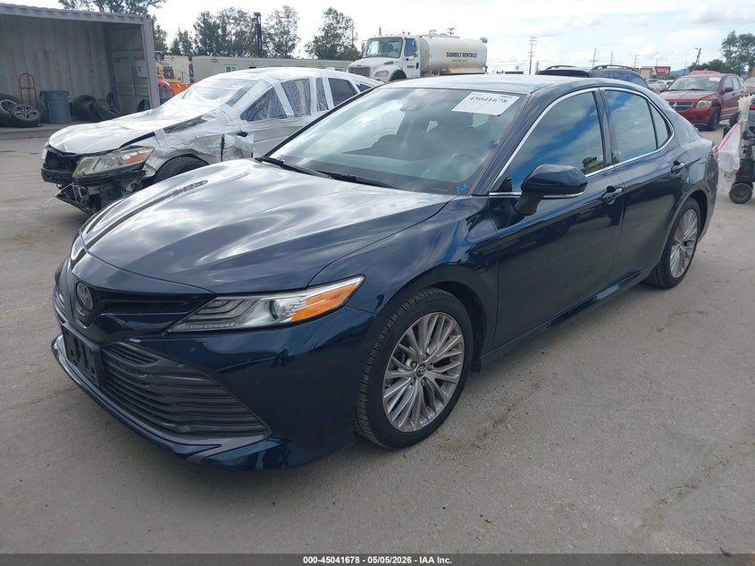 2018 Toyota Camry Xle 4T1B11HKXJU544240 photo 1