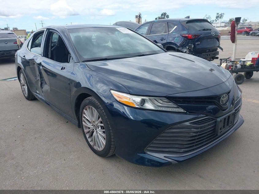 2018 TOYOTA CAMRY XLE — Photo gallery
