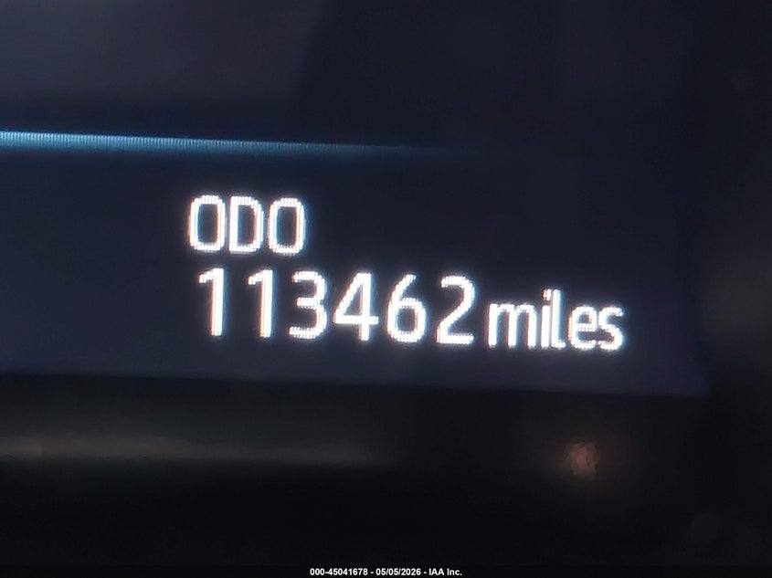2018 TOYOTA CAMRY XLE — Photo 16