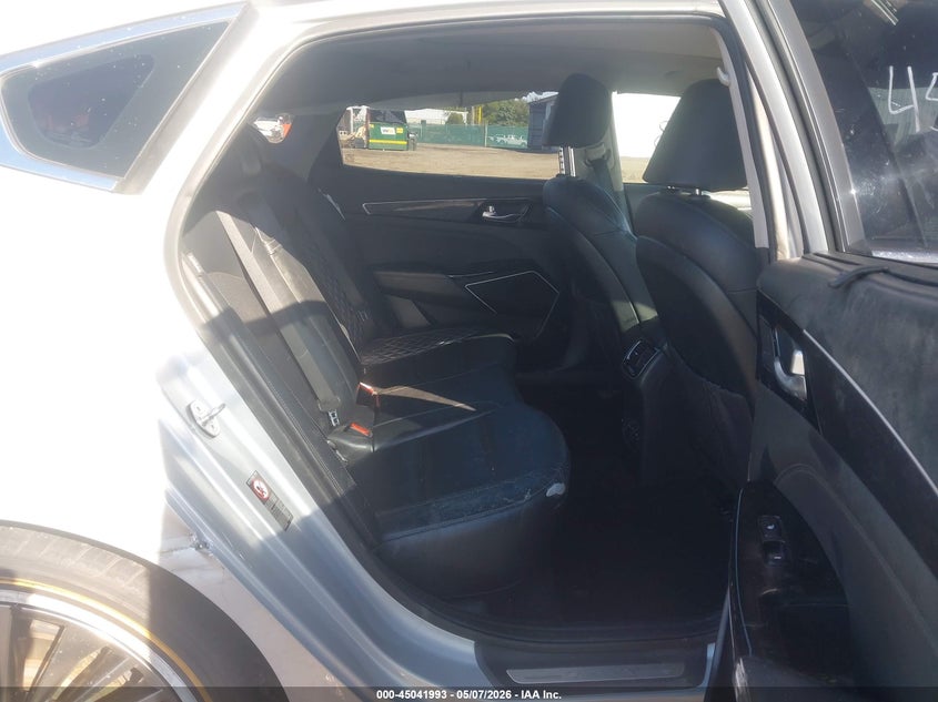 2017 Kia Cadenza Limited VIN: KNALC4J12H5059677 Lot: 45041993