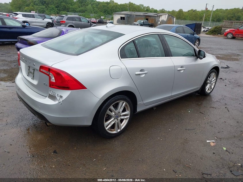 Vin: yv1622fs3c2106907, lot: 45539529, volvo s60 t5 20124