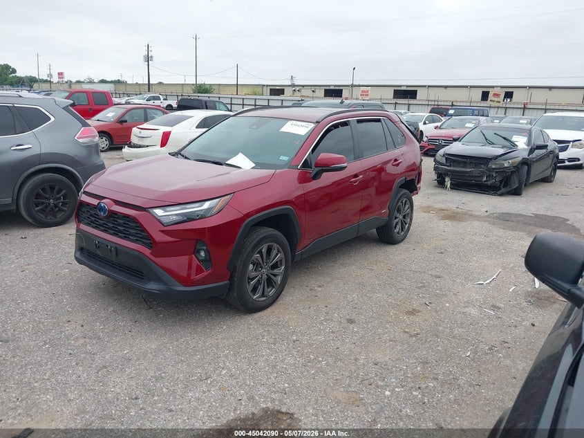 4T3B6RFV2RU155110 2024 Toyota Rav4 Hybrid Xle Premium photo 1