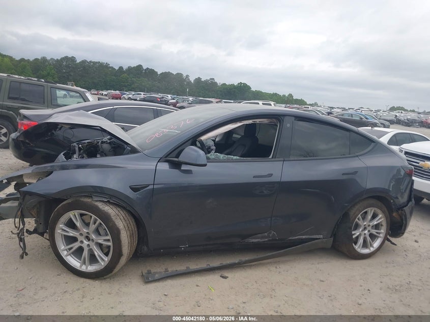 AtlanticExpress - Tesla Model Y