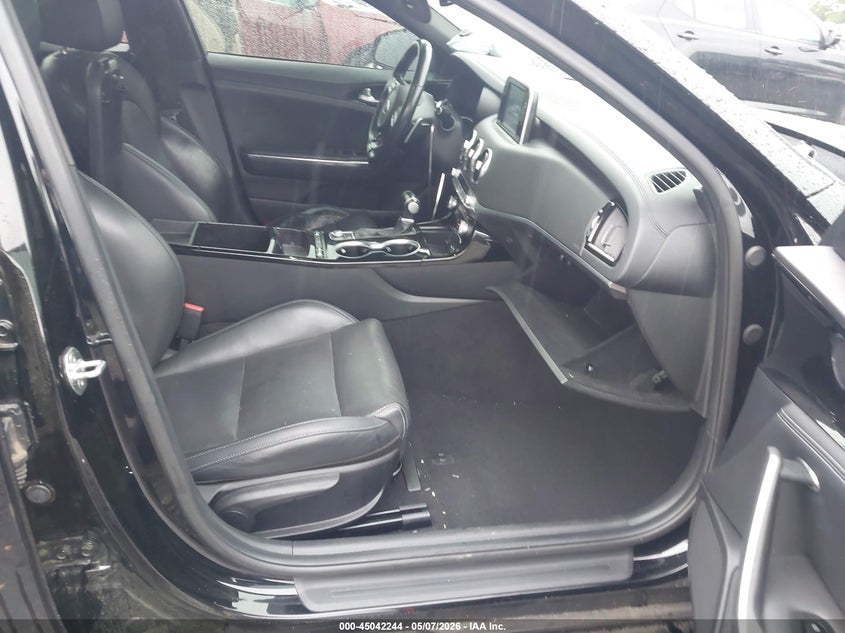 2021 KIA STINGER SEDAN 2.0L I-4 DI, DOHC, VVT, TURBO, 255HP