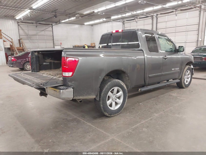 2011 NISSAN TITAN auction photo 4
