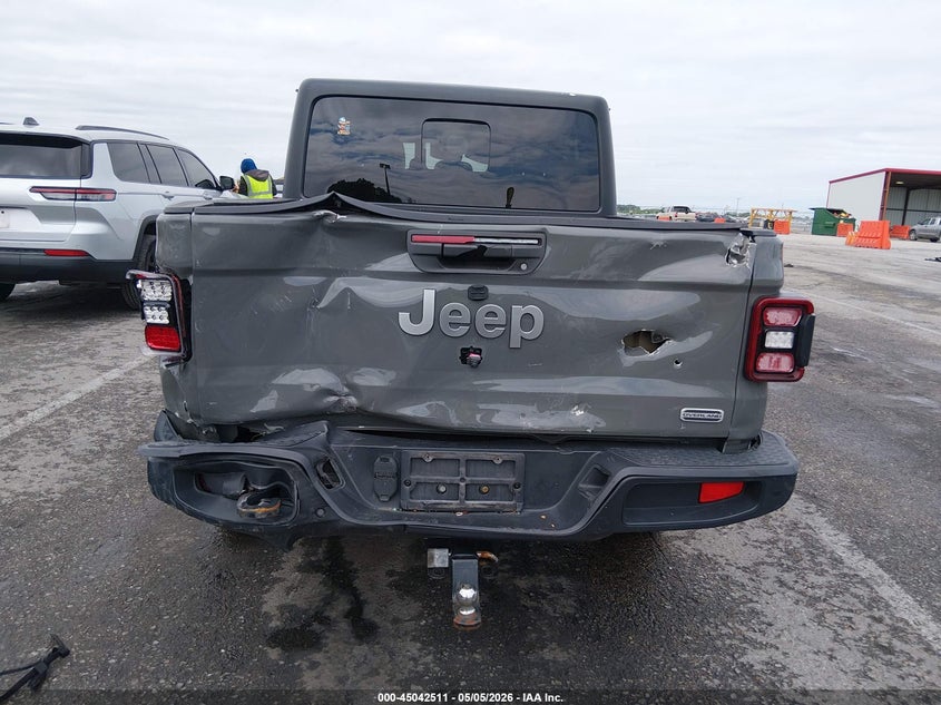 2020 Jeep Gladiator Overland 4X4 VIN: 1C6HJTFG9LL156196 Lot: 45042511