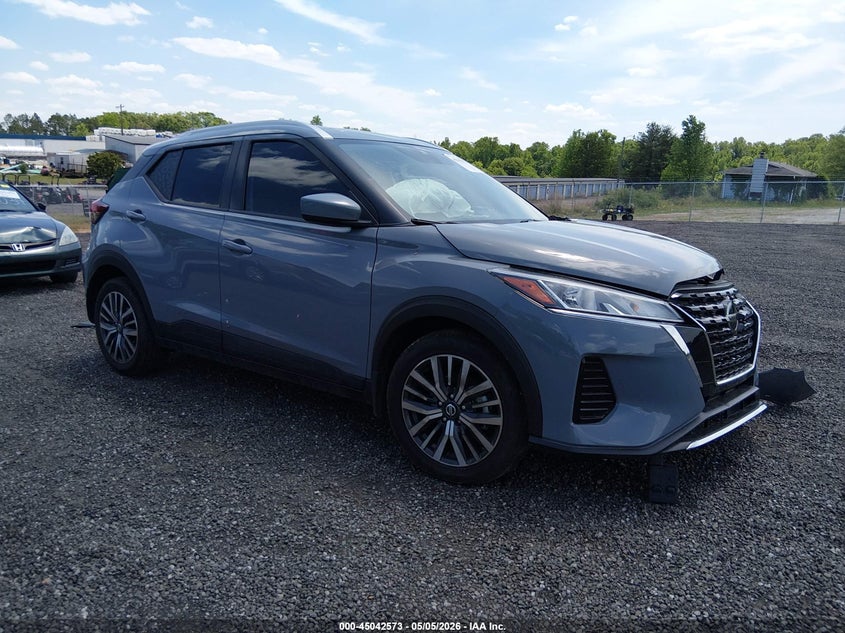 2021 Nissan Kicks Sv Xtronic Cvt