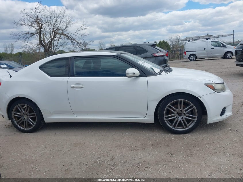 2011 Scion Tc VIN: JTKJF5C79B3003661 Lot: 45042644