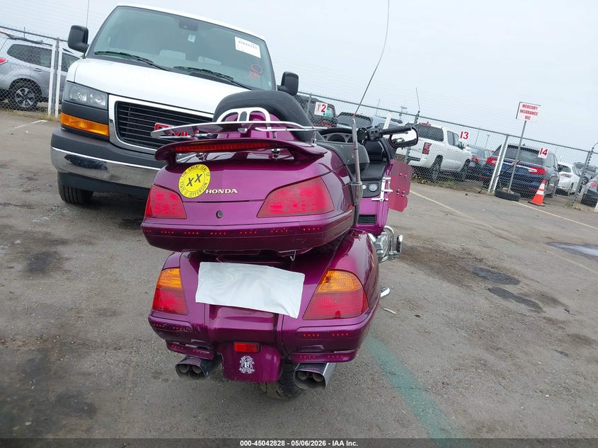 2004 Honda Gl1800 VIN: 1HFSC47084A300579 Lot: 45042828