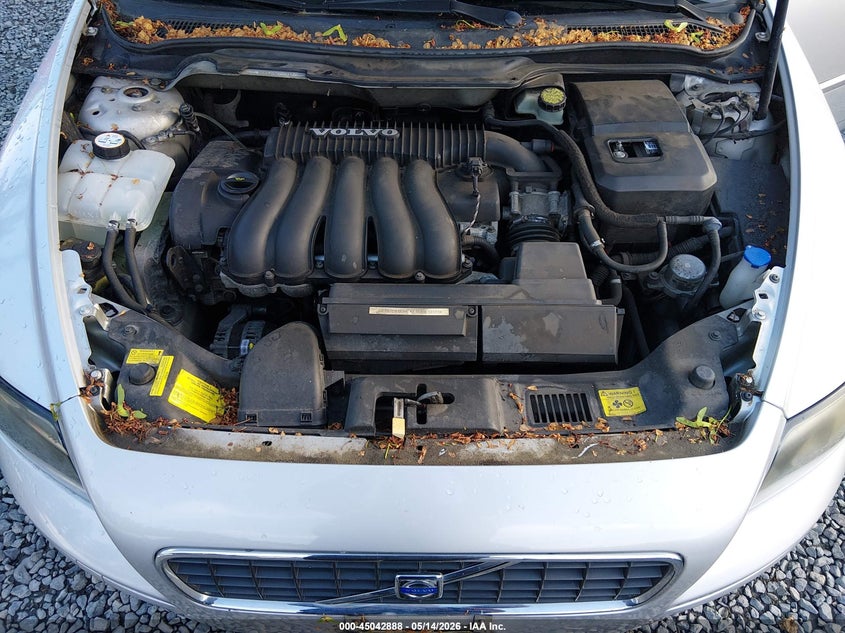 2005 Volvo S40 2.4I VIN: YV1MS390752101784 Lot: 45042888