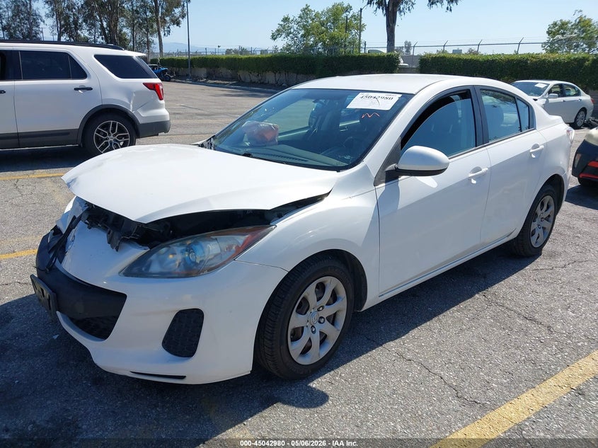 Vin: jm1bl1u79d1777998, lot: 45540497, mazda mazda3 i sport 20132
