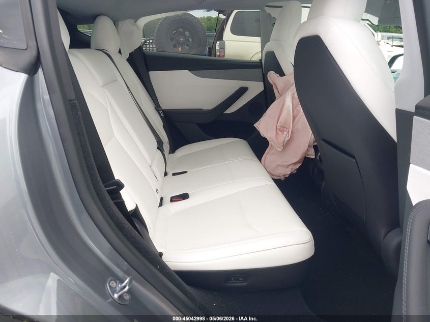 2026 TESLA MODEL Y auction photo 8