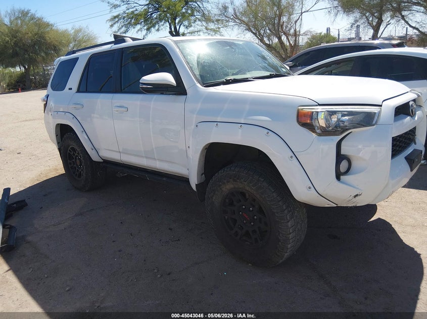 2018 TOYOTA 4RUNNER SR5 PREMIUM
