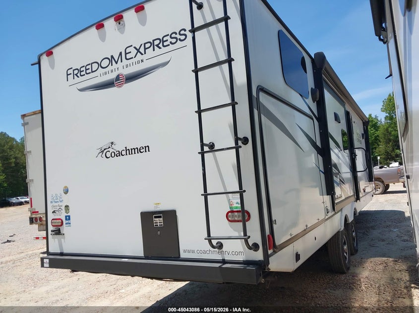 2022 COACHMEN FREEDOM EXPRESS auction photo 4