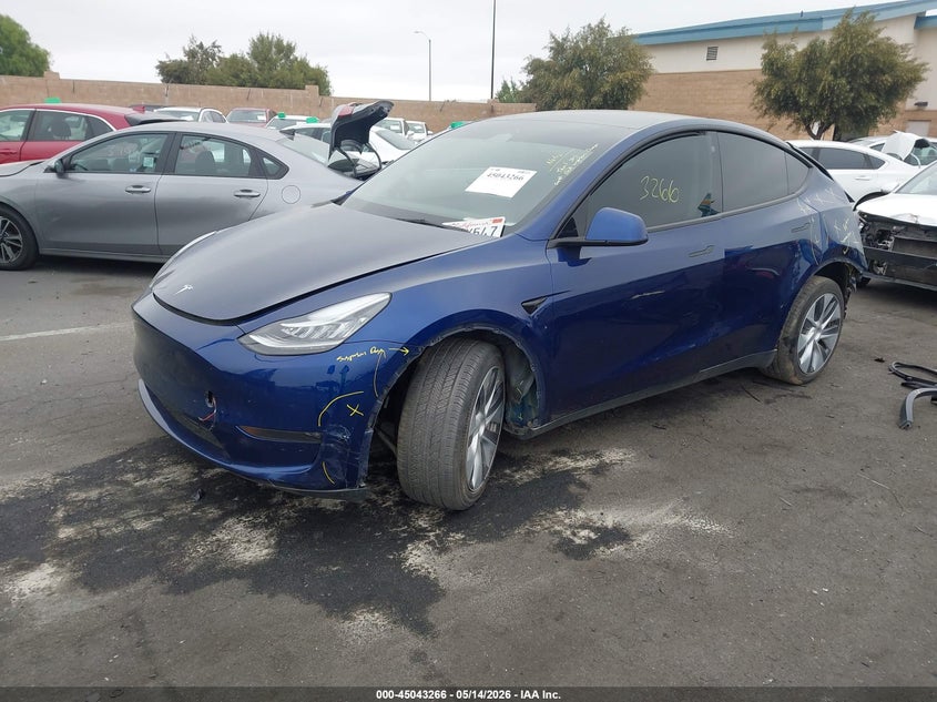 2023 Tesla Model Y Awd/Long Range Dual Motor All-Wheel Drive 7SAYGDEE6PA041108 photo 1