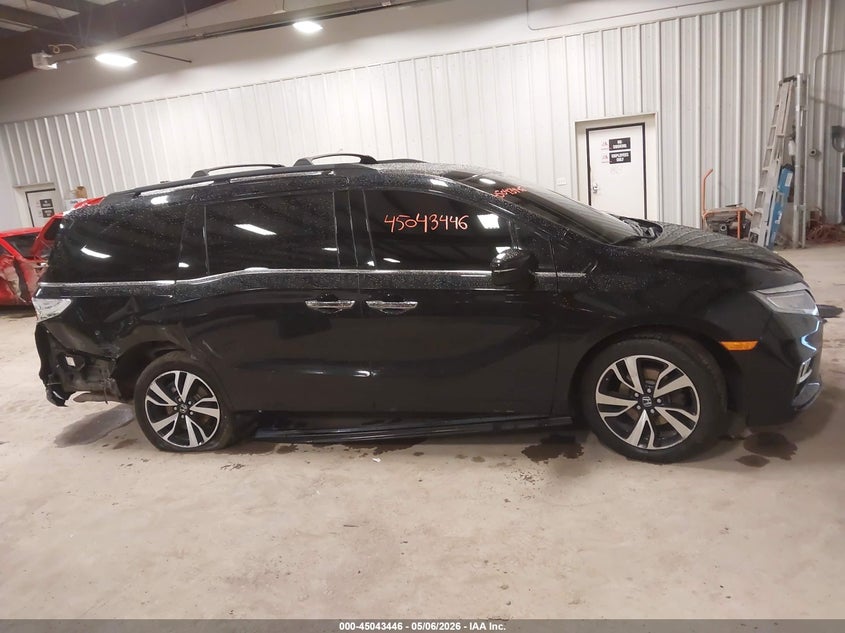VIN 5FNRL6H90JB071593 2018 HONDA ODYSSEY ELITE
