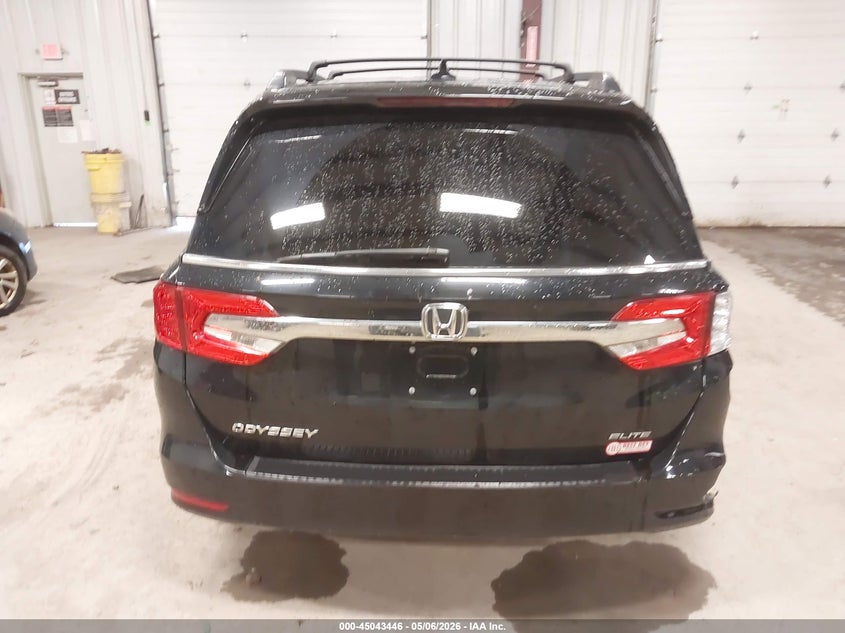 VIN 5FNRL6H90JB071593 2018 HONDA ODYSSEY ELITE
