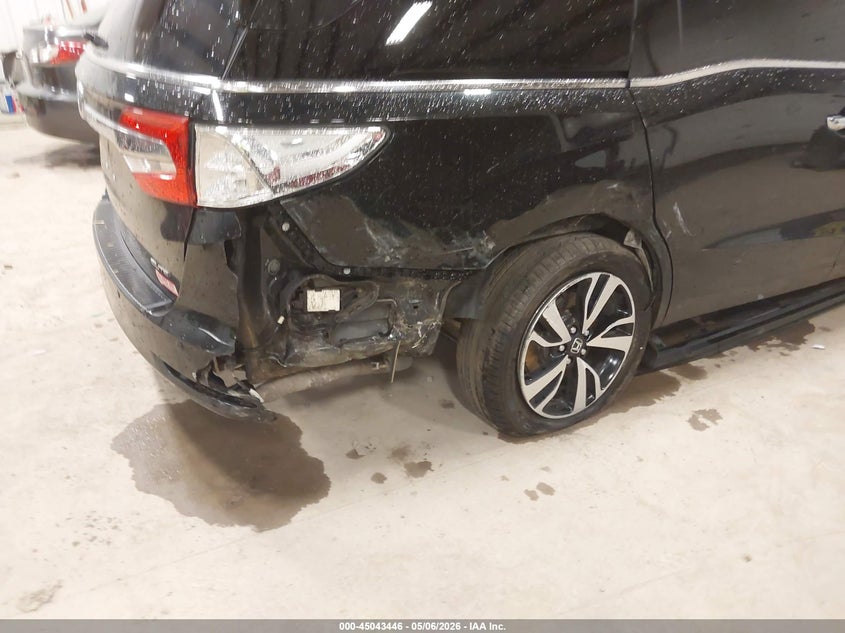 VIN 5FNRL6H90JB071593 2018 HONDA ODYSSEY ELITE