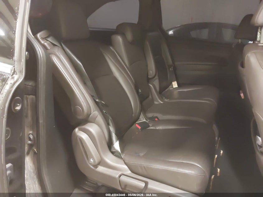 VIN 5FNRL6H90JB071593 2018 HONDA ODYSSEY ELITE