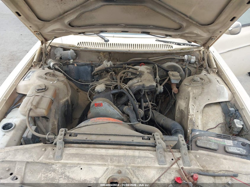 1977 Volvo 242 Dl VIN: VC24245H1116831 Lot: 45043934