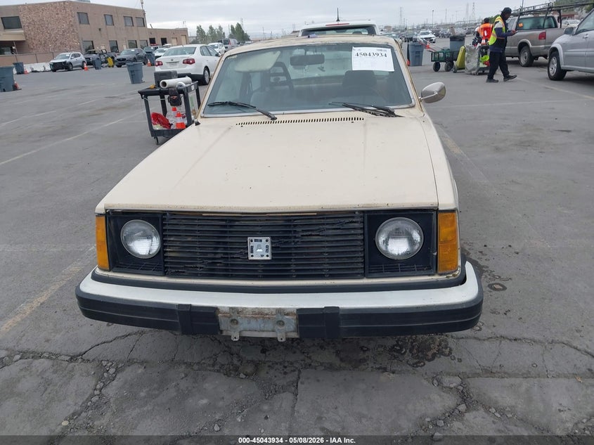 1977 Volvo 242 Dl VIN: VC24245H1116831 Lot: 45043934