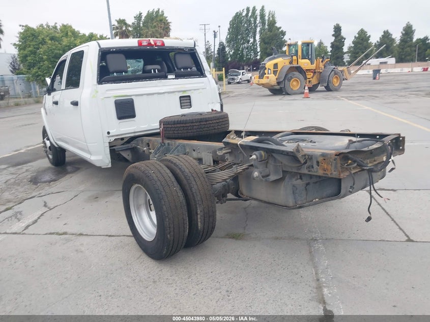 2024 RAM 3500 CHASSIS auction photo 3