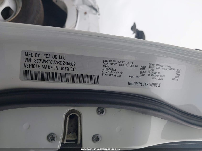 2024 RAM 3500 CHASSIS auction photo 8