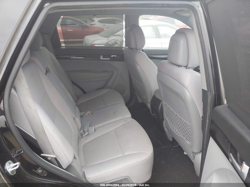 2015 KIA SORENTO auction photo 8