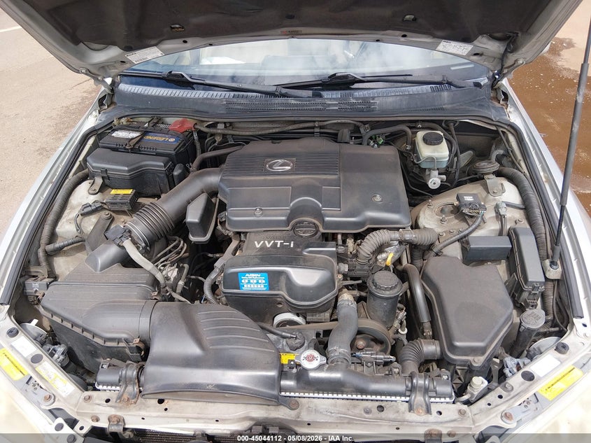 2002 Lexus Is 300 Base W/5-Speed Manual VIN: JTHBD192820038066 Lot: 45044112