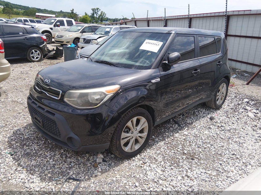 2015 KIA SOUL auction photo 2