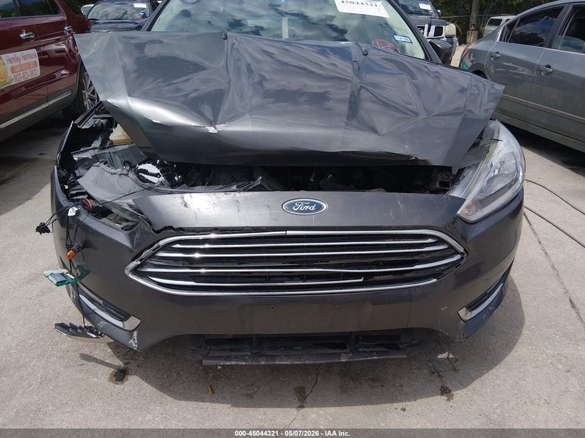 2018 FORD FOCUS auction photo 6