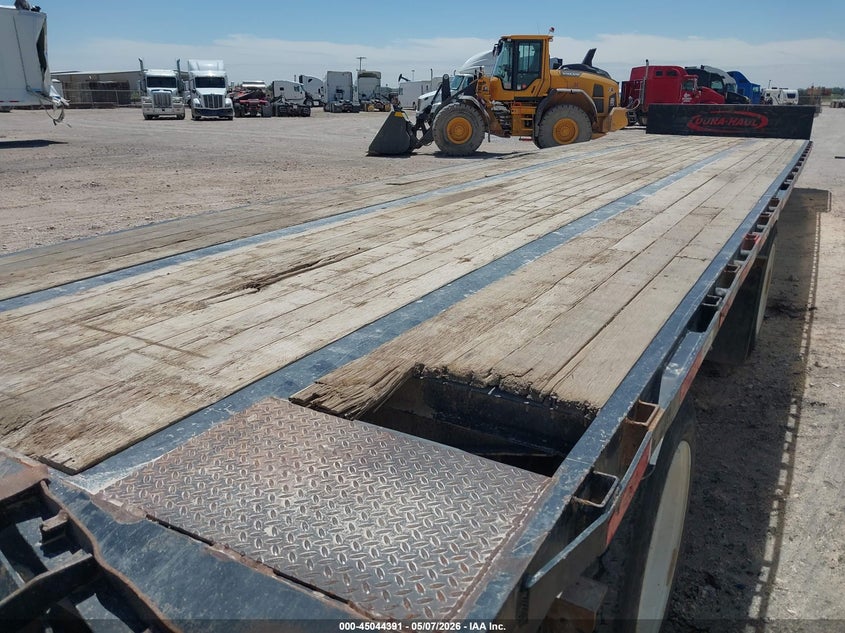 2023 DURA HAUL FLATBED TRAILER auction photo 5