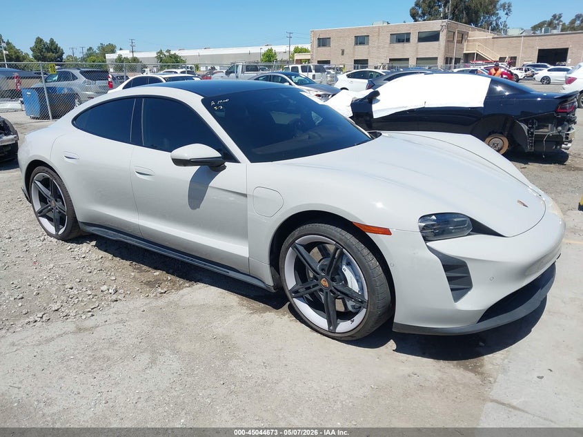 Vin: wp0aa2y19psa13602, lot: 45542190, porsche taycan 2023 img_1