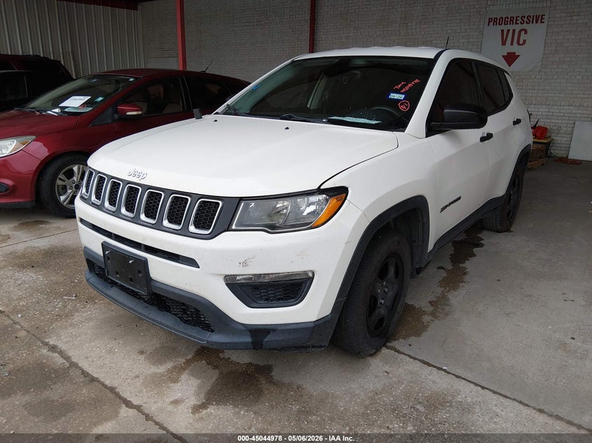 Vin: 3c4njcab8ht661018, lot: 45542508, jeep new compass sport fwd 20172