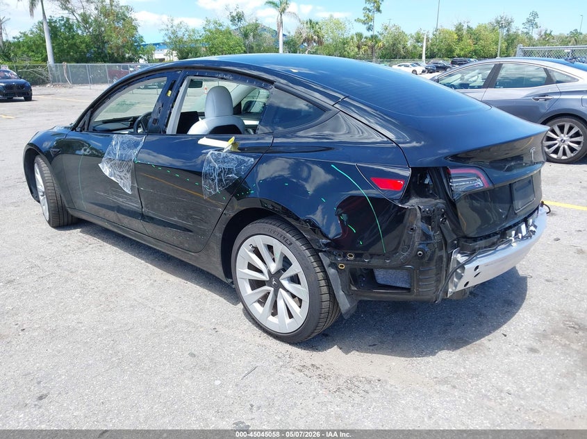 2022 TESLA MODEL 3 auction photo 3